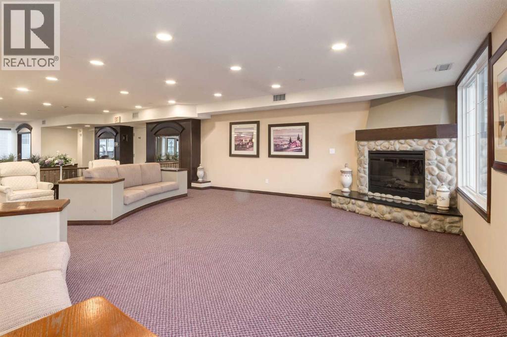 #327 8 PRESTWICK POND Terrace SE - 25