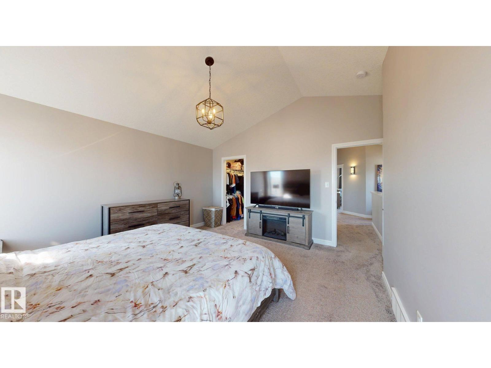 17359 49 ST NW NW - 35