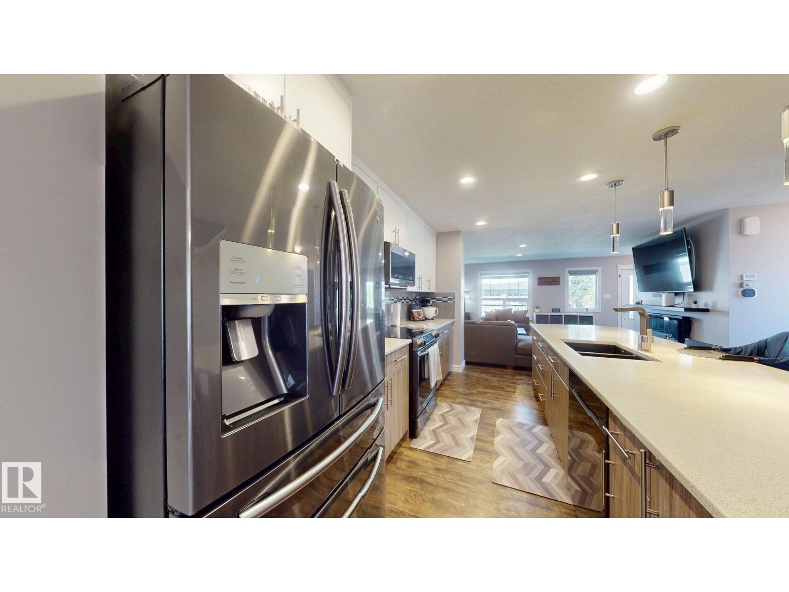 17359 49 ST NW NW - 18