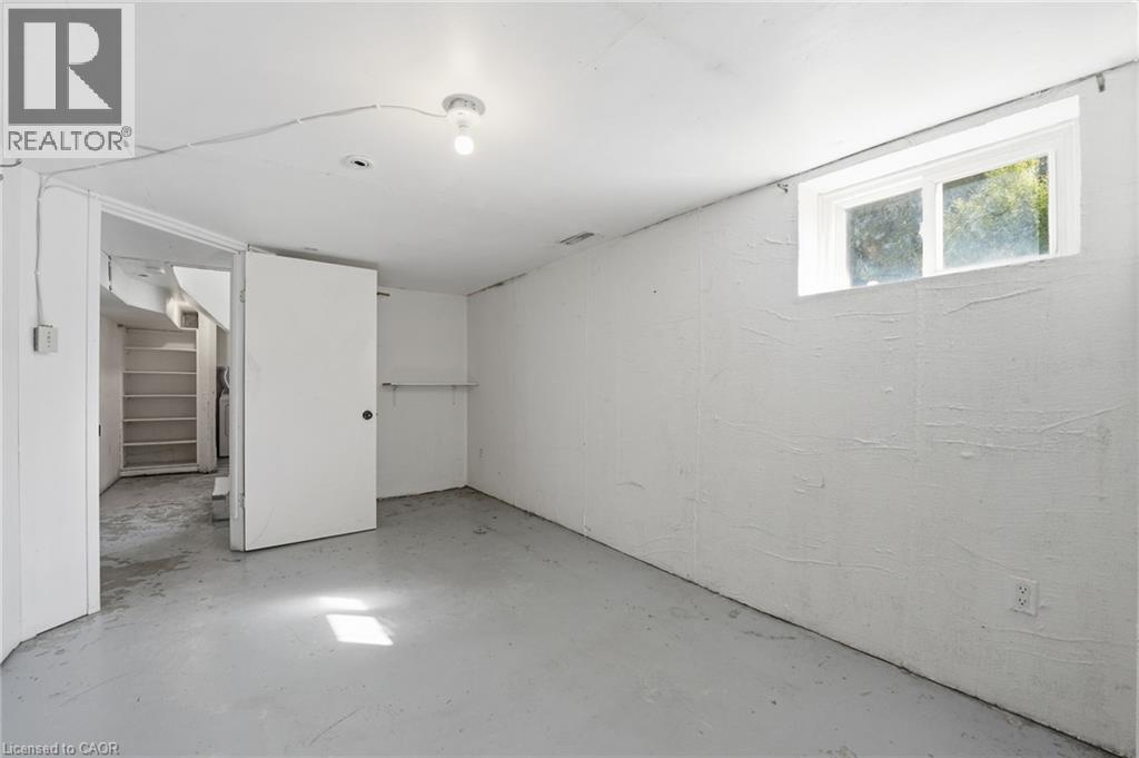 352 PARKSIDE Drive - Image 35
