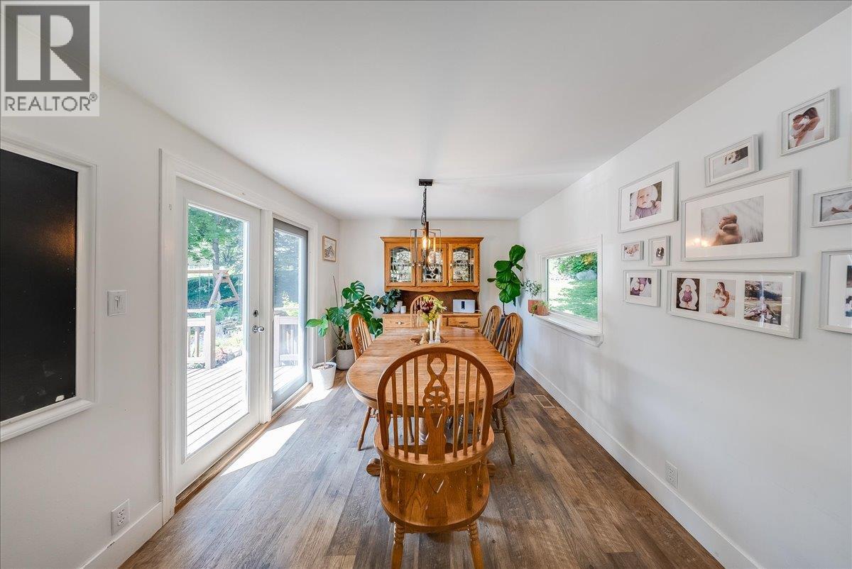 1517 Kootenay Avenue, Rossland