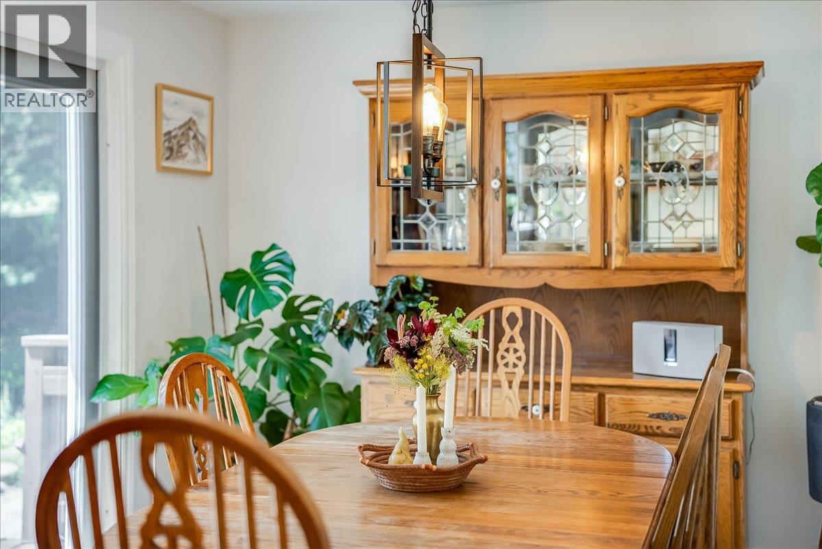 1517 Kootenay Avenue, Rossland