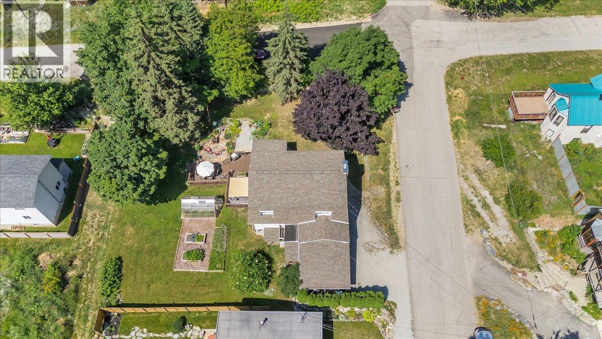 1517 Kootenay Avenue, Rossland