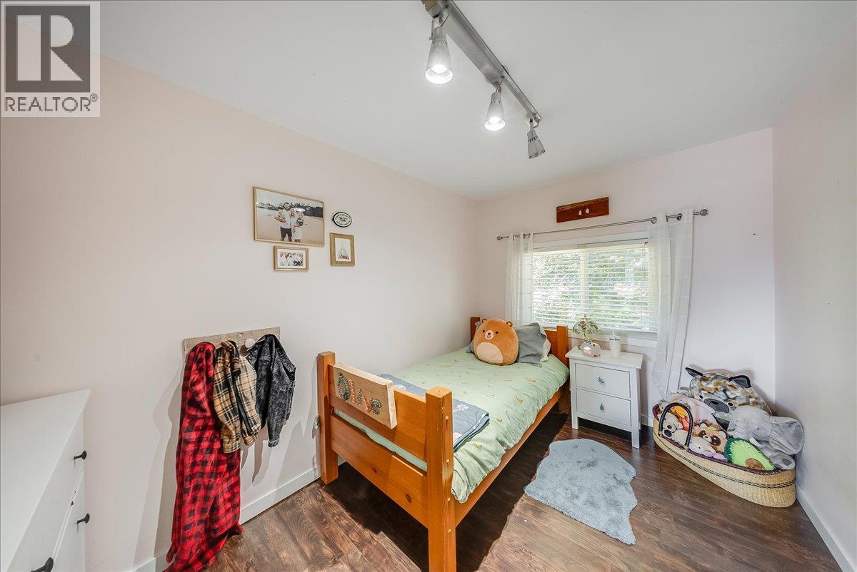 1517 Kootenay Avenue, Rossland