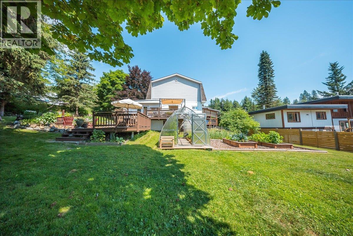 1517 Kootenay Avenue, Rossland