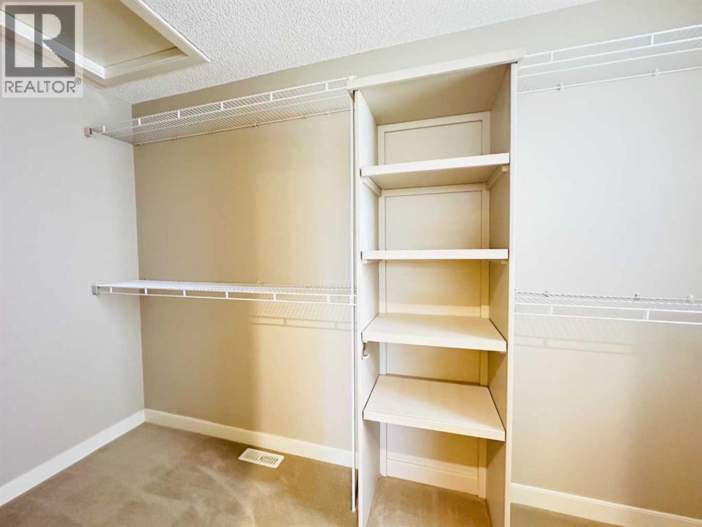 29 Everhollow Rise SW - 30
