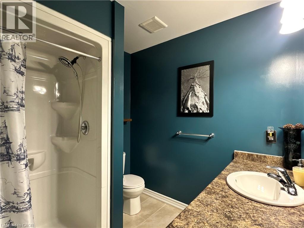 #307 14 SAUNDERS Drive - 26