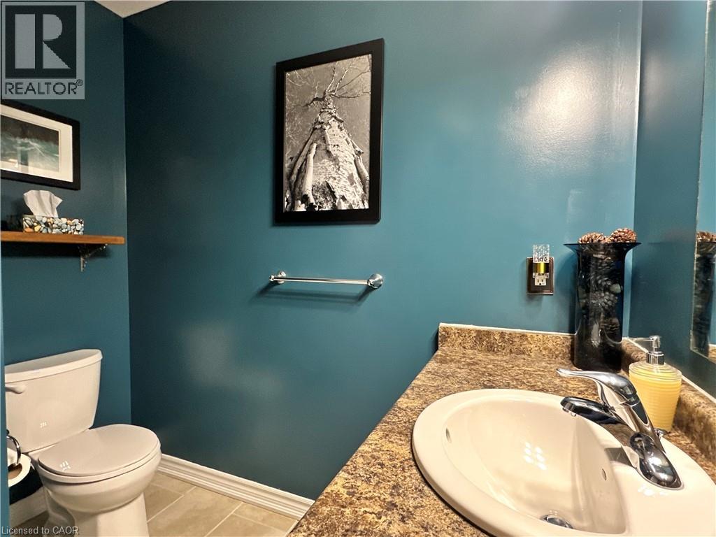 #307 14 SAUNDERS Drive - 27