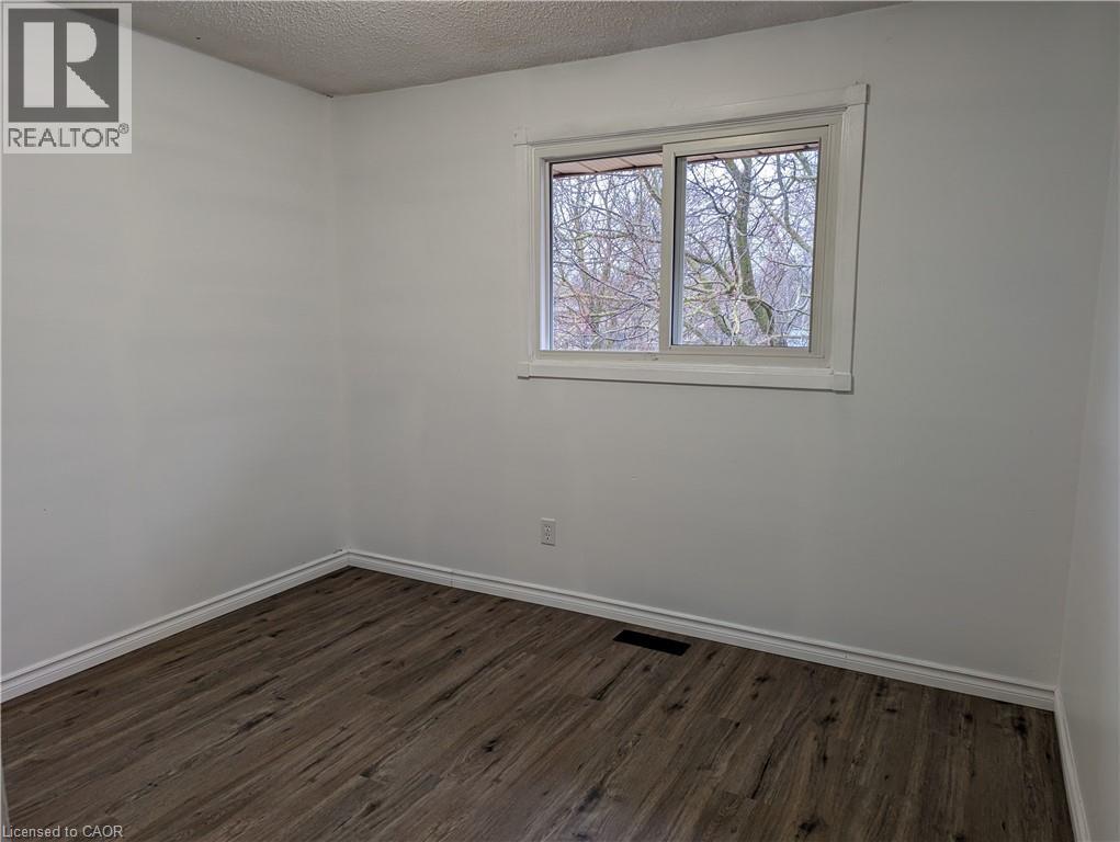 435A MIDWOOD Crescent - 22