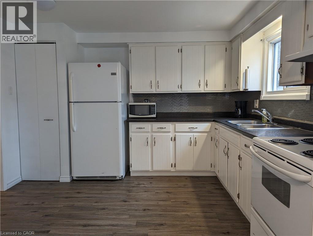 435A MIDWOOD Crescent - 13