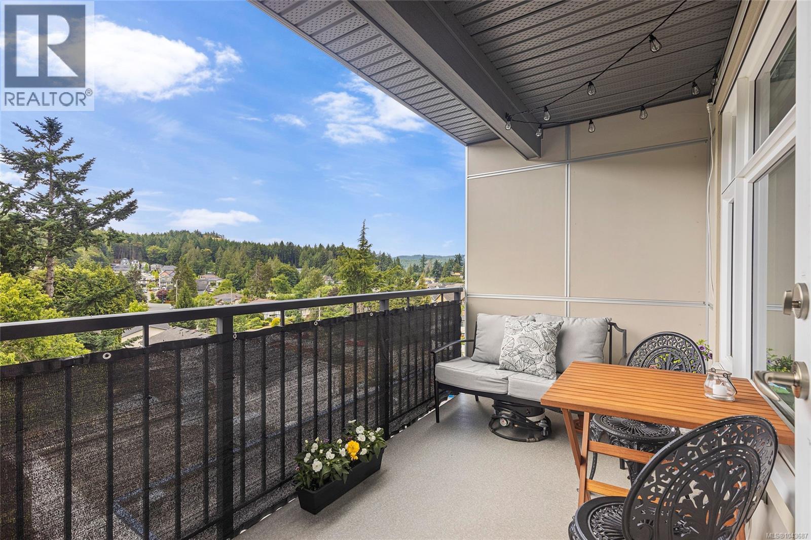 #417 2655 Sooke Rd - 4
