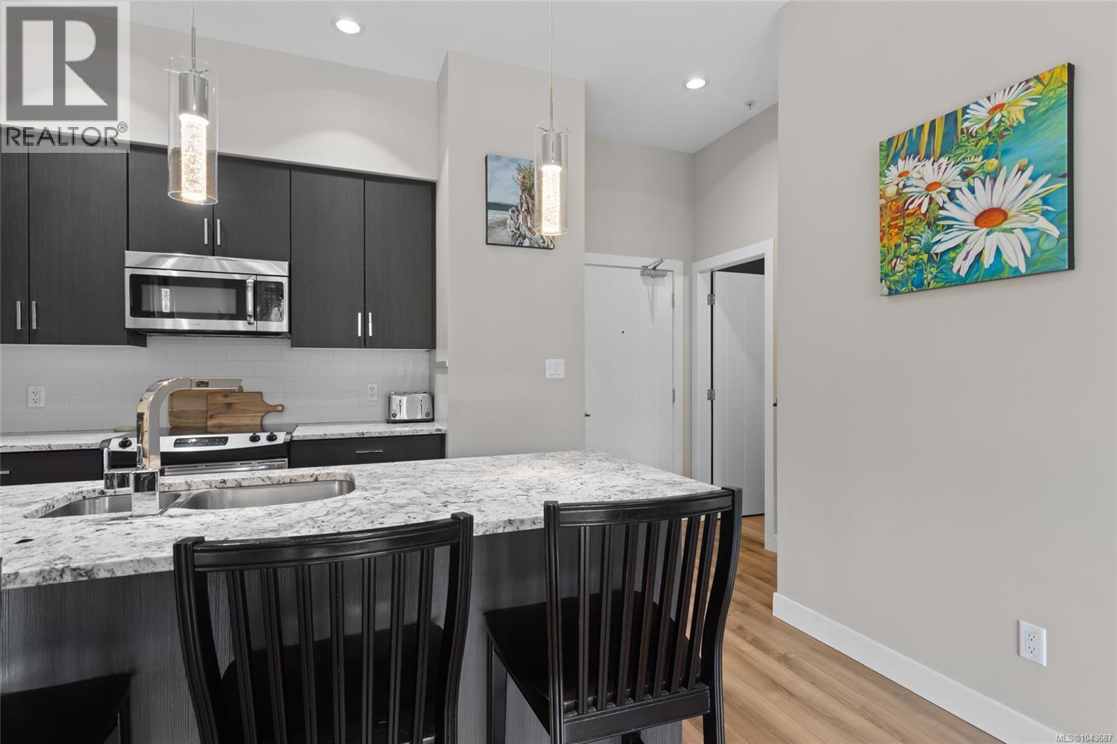 #417 2655 Sooke Rd - 8