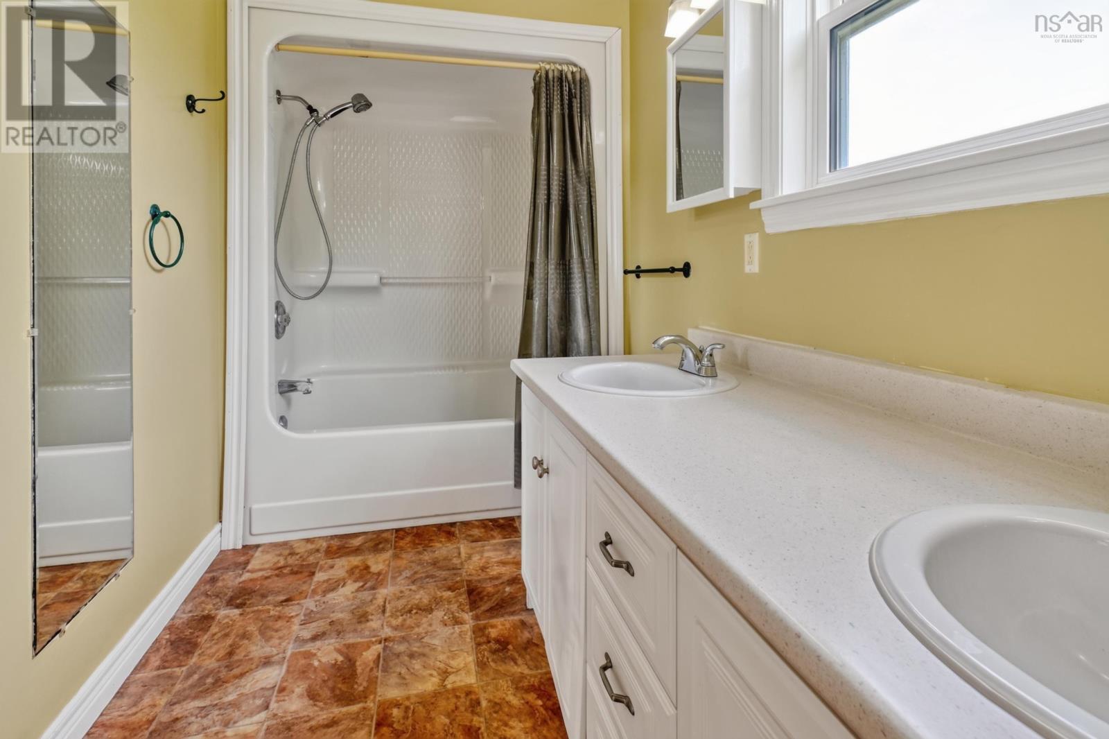 2420 Coxheath Road - 21