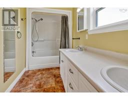 2420 Coxheath Road, Blacketts Lake, NS B1L1A5 Photo 21