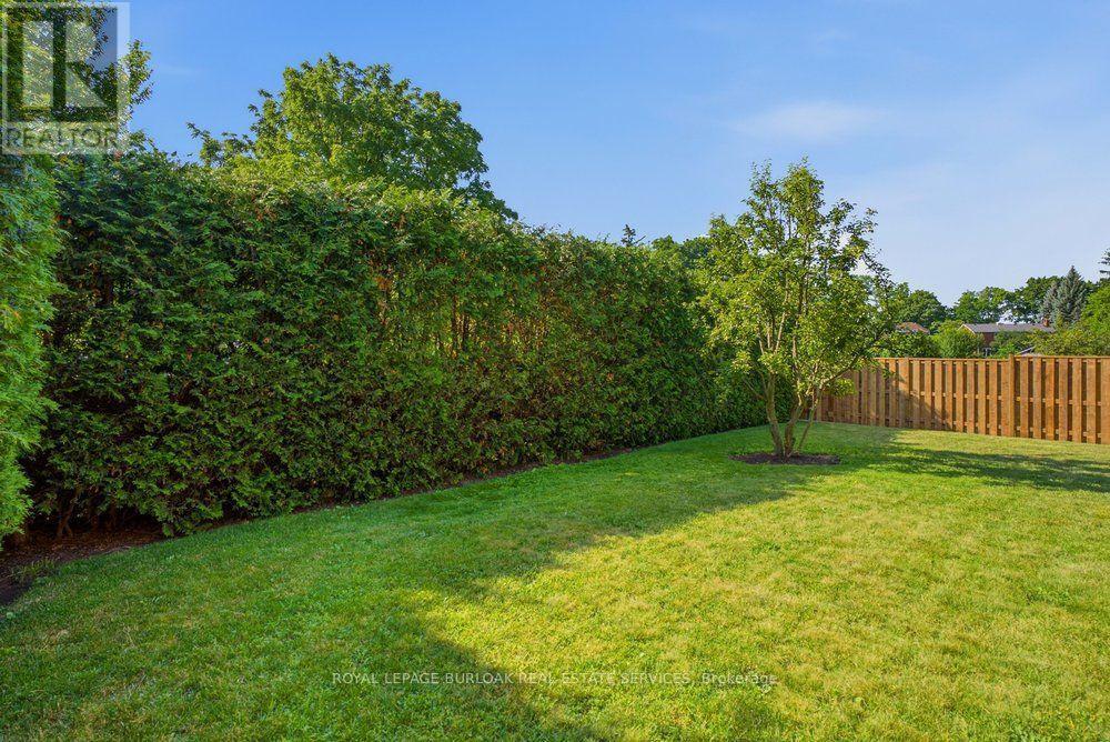 2470 APPLEWOOD DRIVE - 42