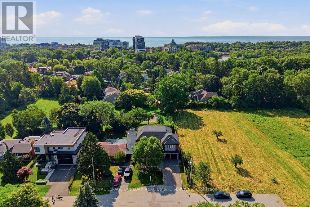 2470 APPLEWOOD DRIVE - 46