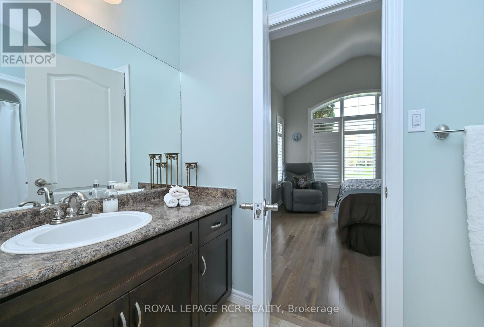 27 ISLAND LAKE ROAD - 21