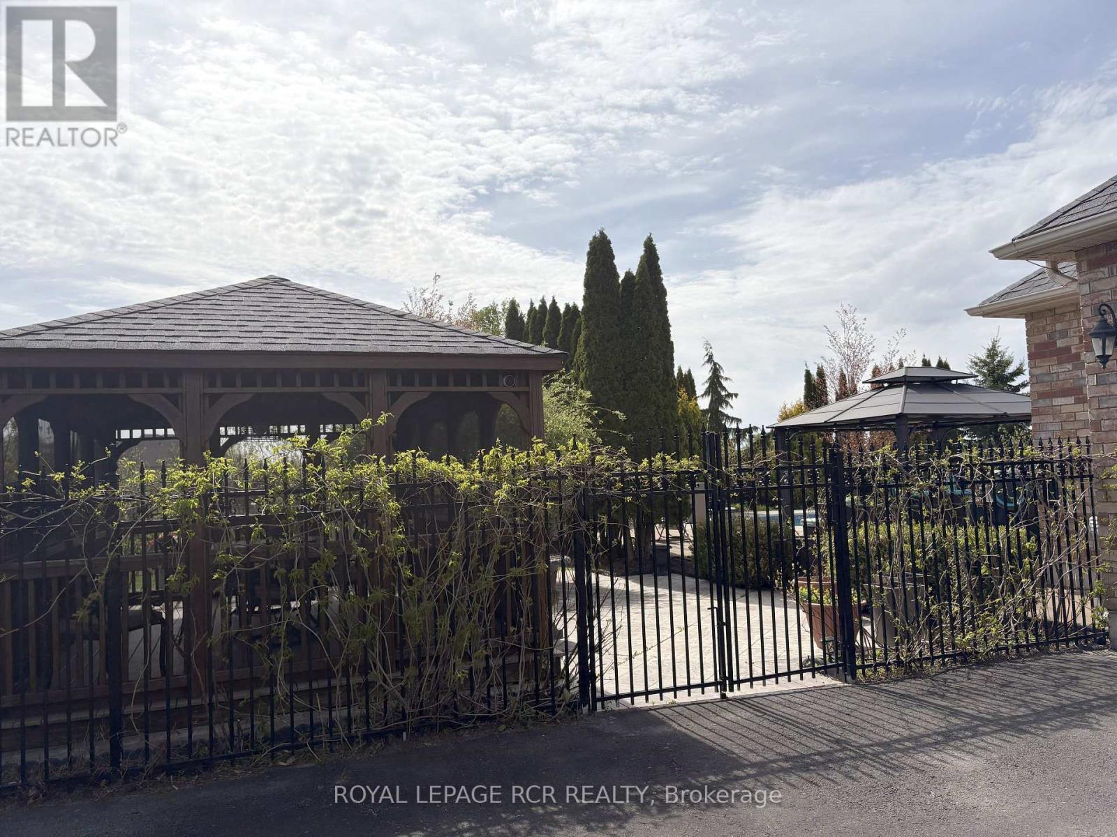 27 ISLAND LAKE ROAD - 29