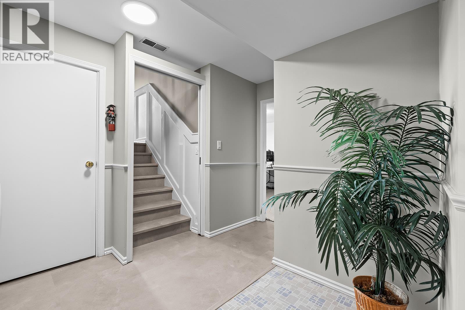 951 Montcalm Drive - 30