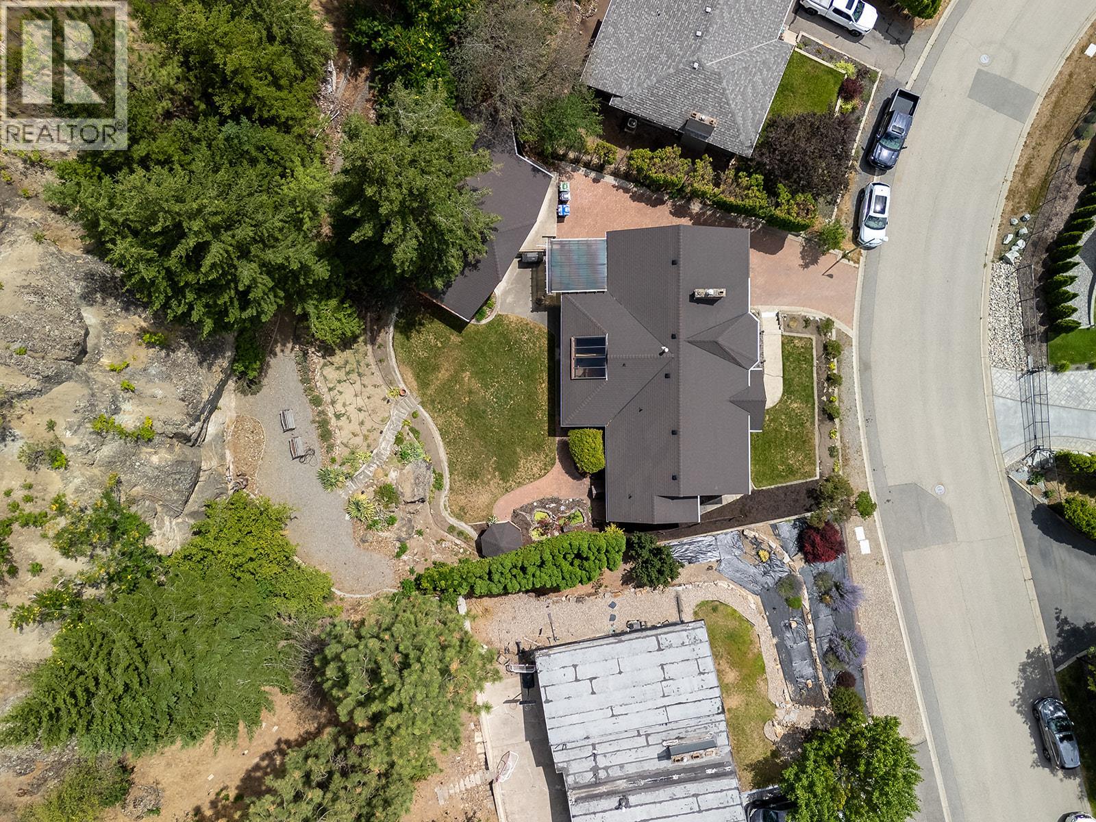951 Montcalm Drive - 50