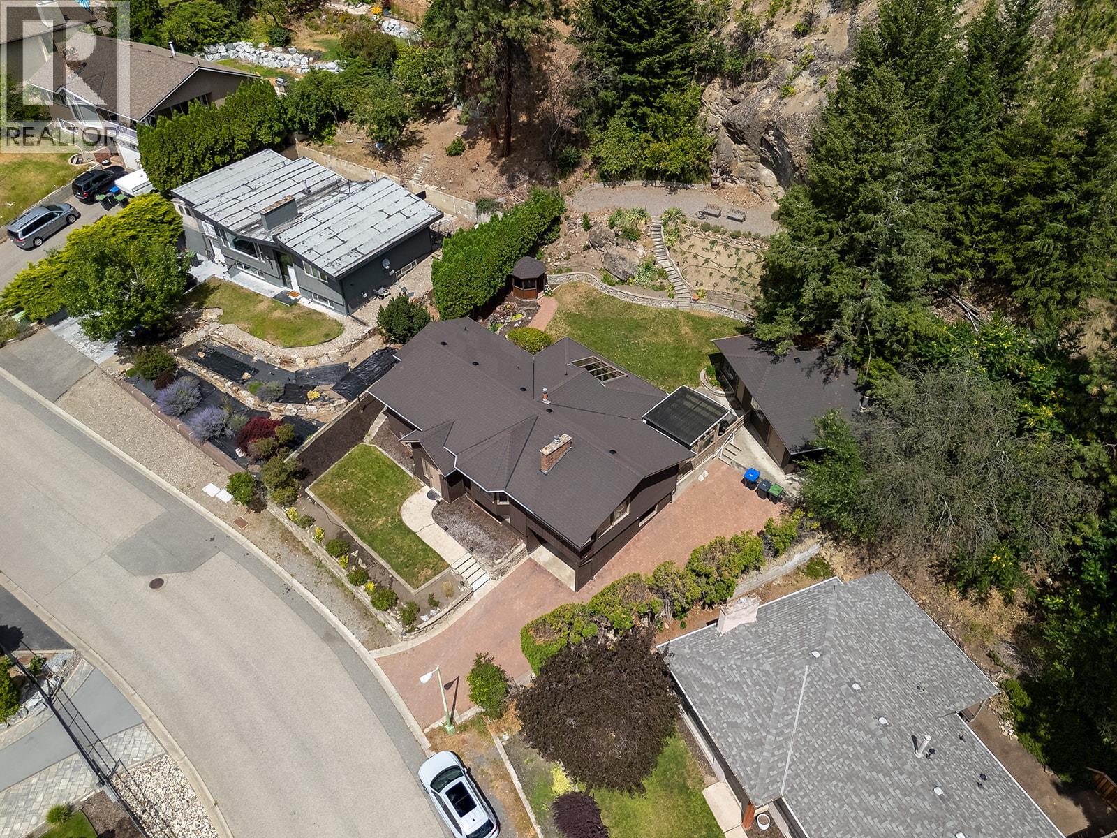 951 Montcalm Drive - 53