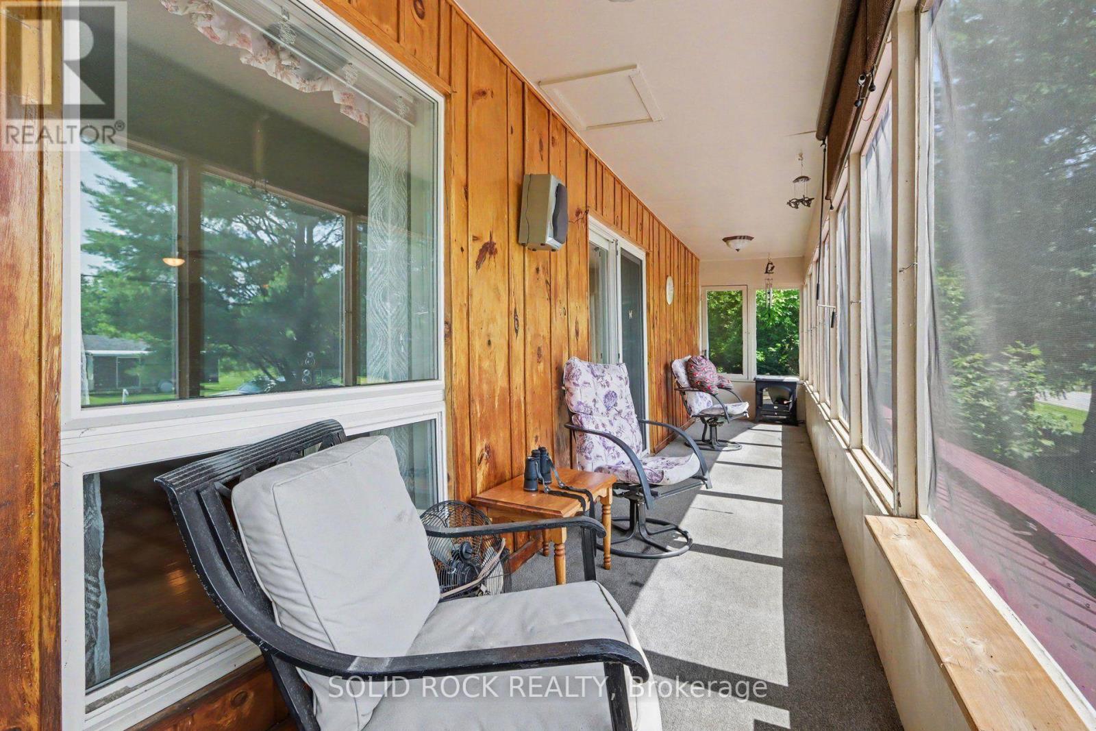 220 HIGHFIELD CRESCENT - 15