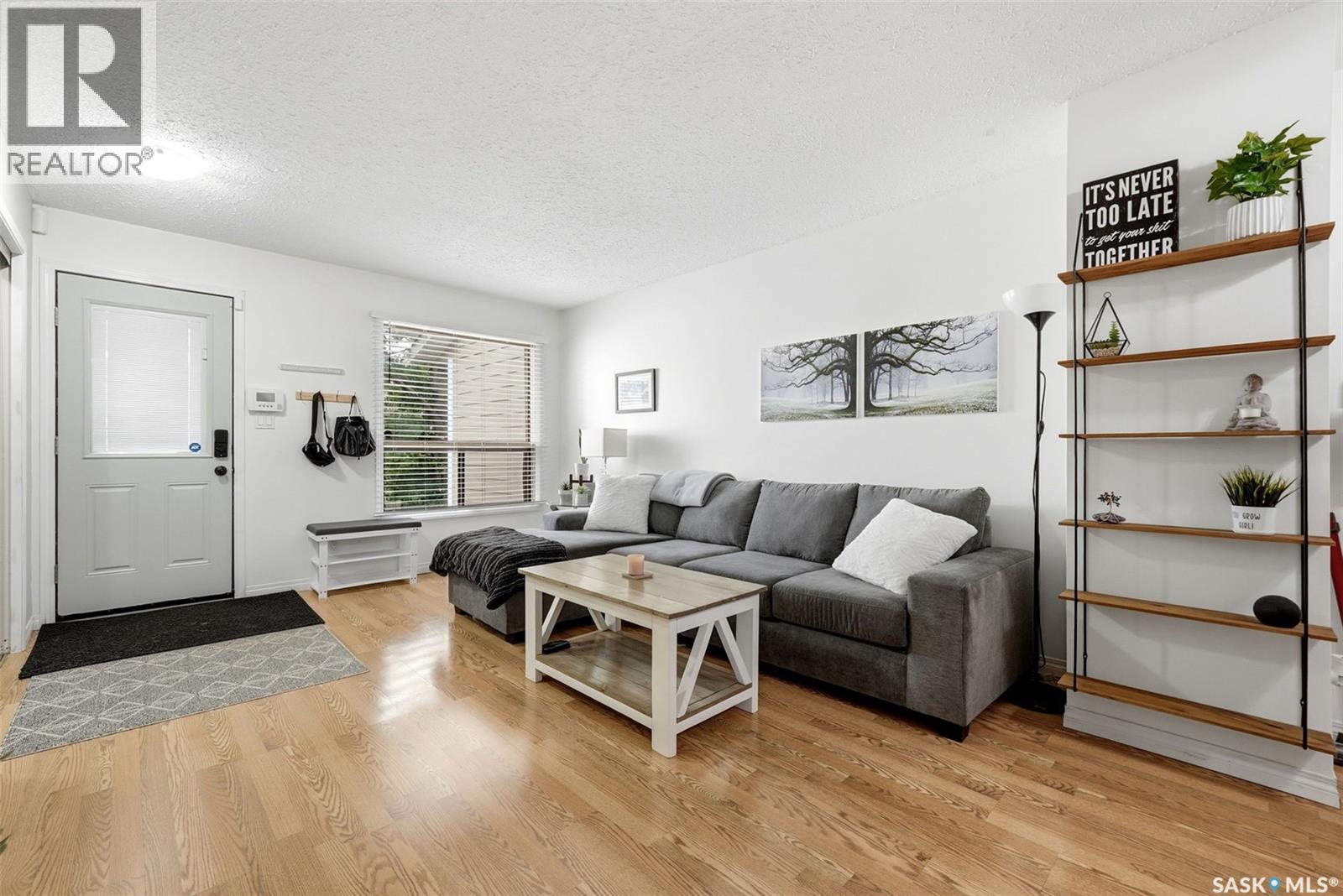 #82 Cedar Meadow DRIVE - Image 4