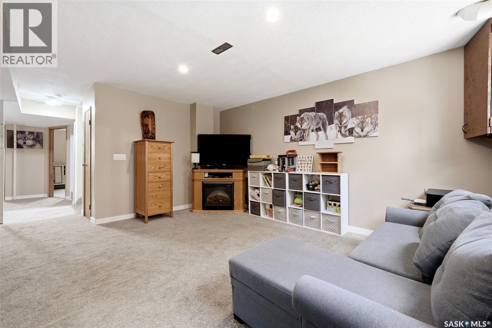 22 Salemka CRESCENT - 27