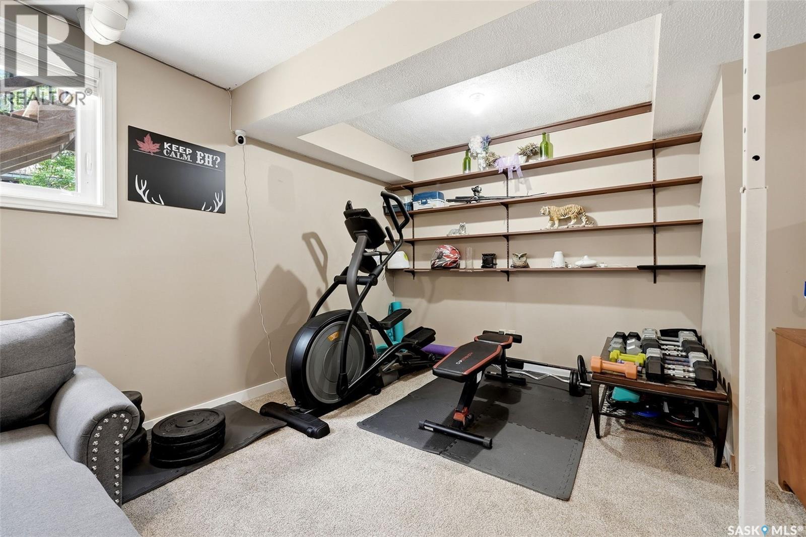 22 Salemka CRESCENT - 28