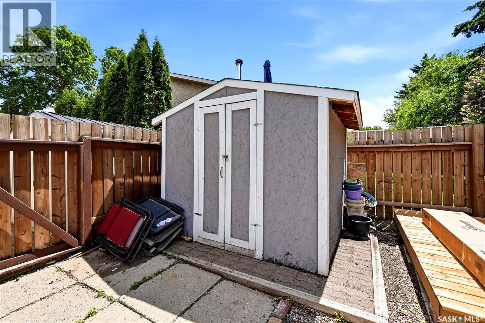 22 Salemka CRESCENT - 30
