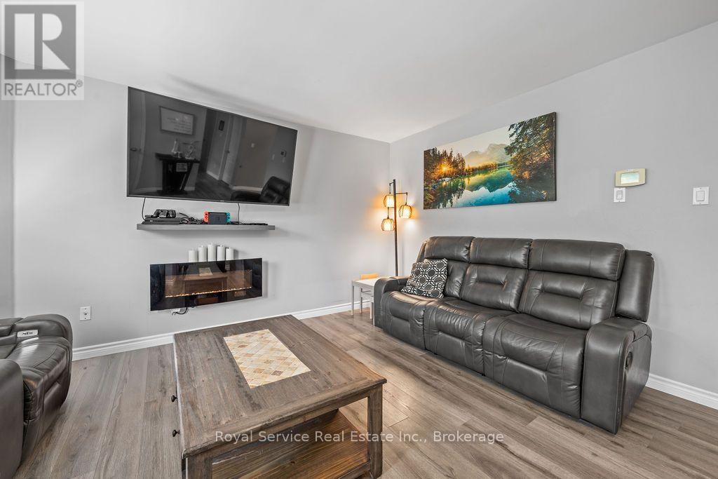 1104 TILLISON AVENUE - 12