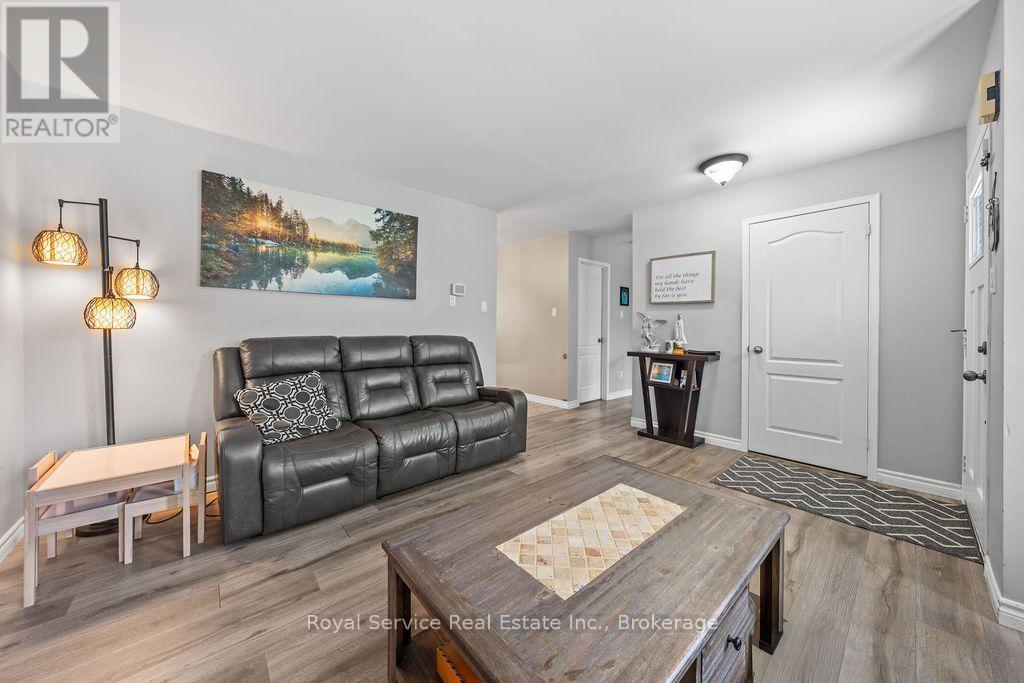 1104 TILLISON AVENUE - 14