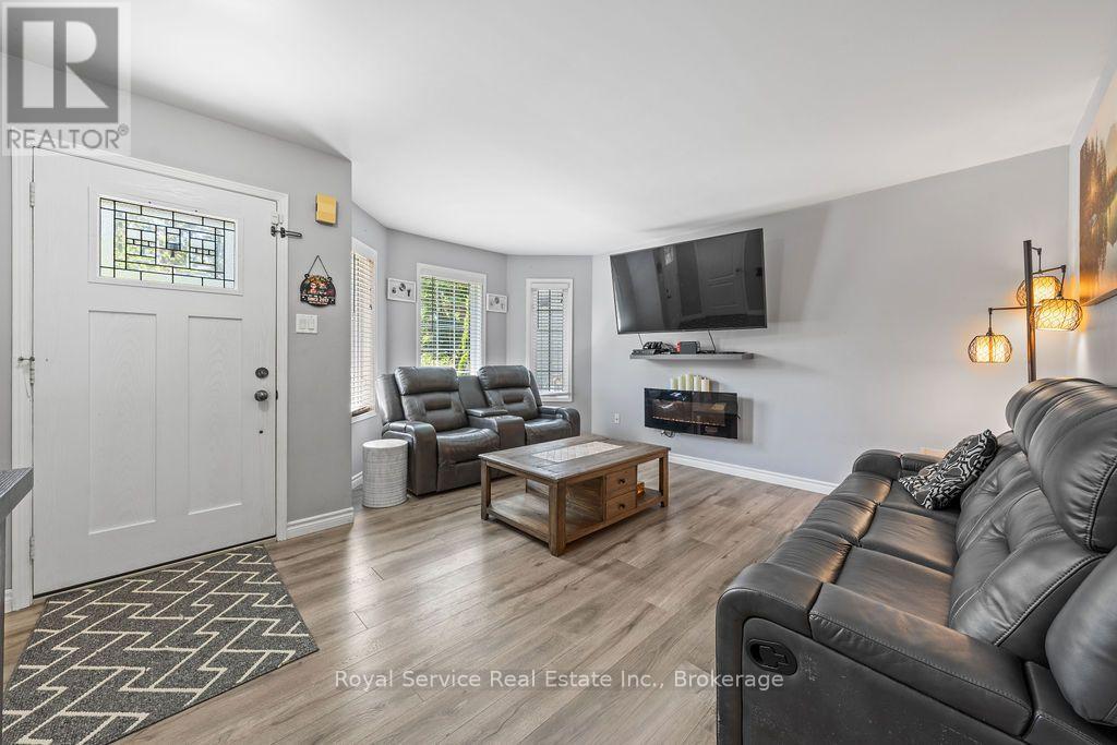 1104 TILLISON AVENUE - 15