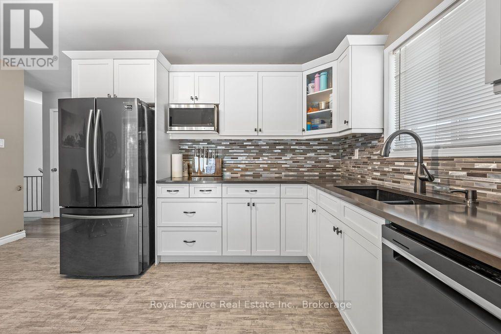 1104 TILLISON AVENUE - 26