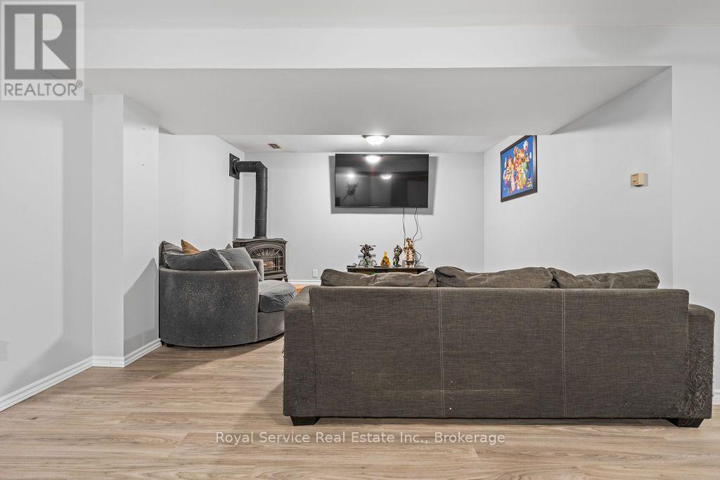 1104 TILLISON AVENUE - 30