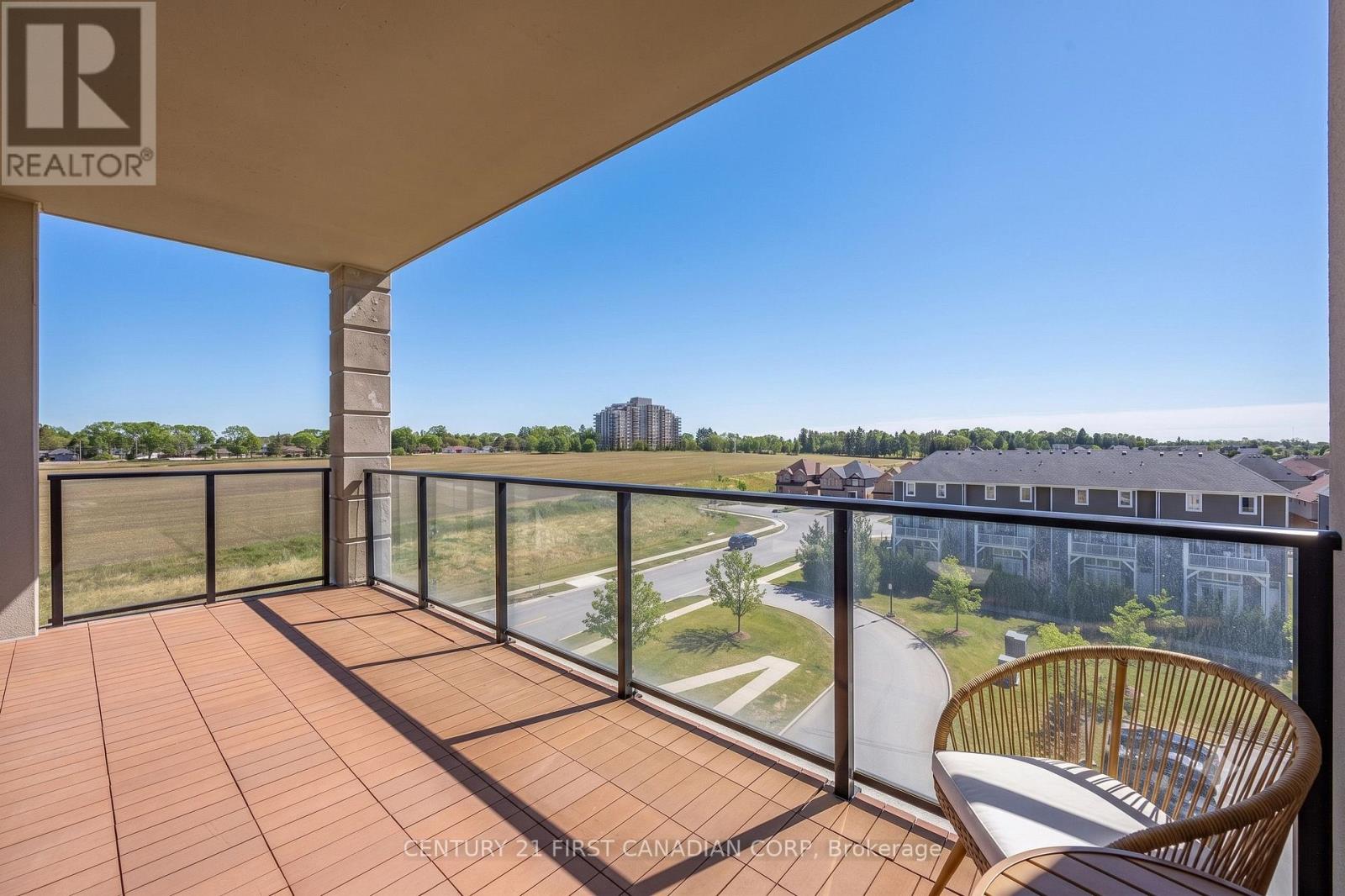 240 VILLAGE WALK BOULEVARD - Image 6