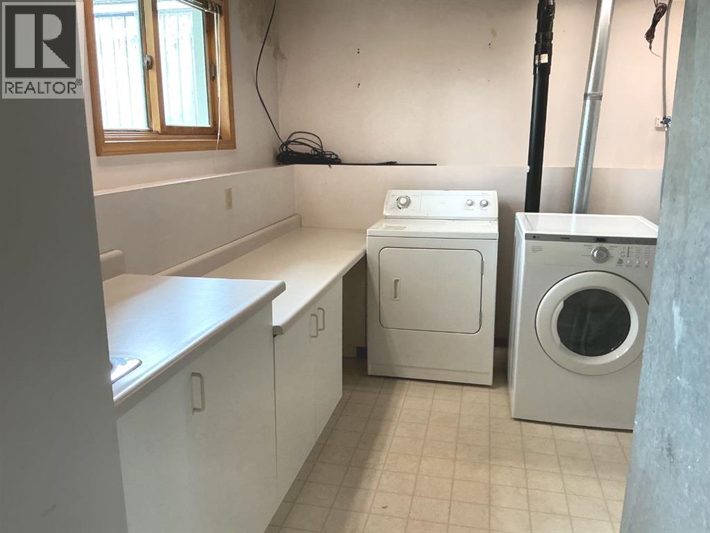 29 Lyons Crescent - 22