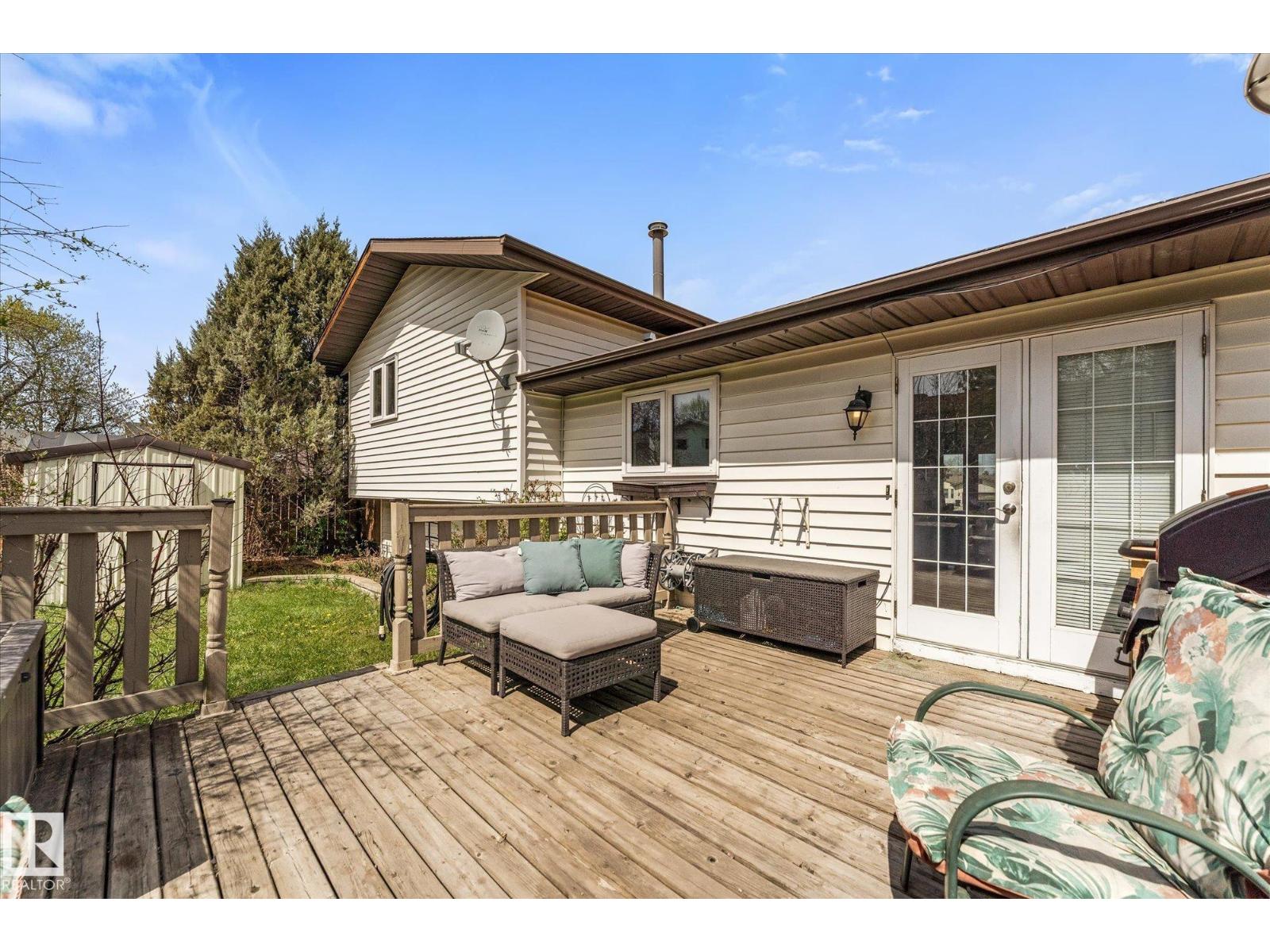 4627 10A AV NW - 36