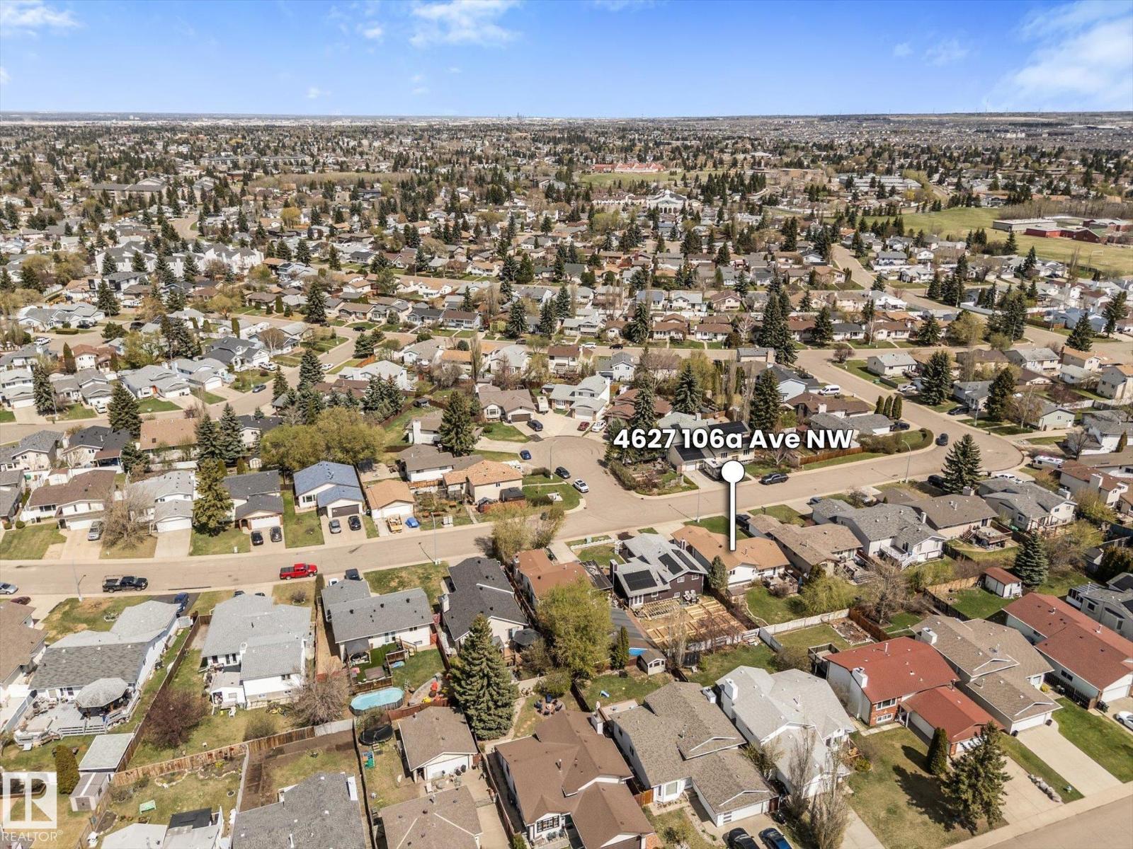 4627 10A AV NW - 42