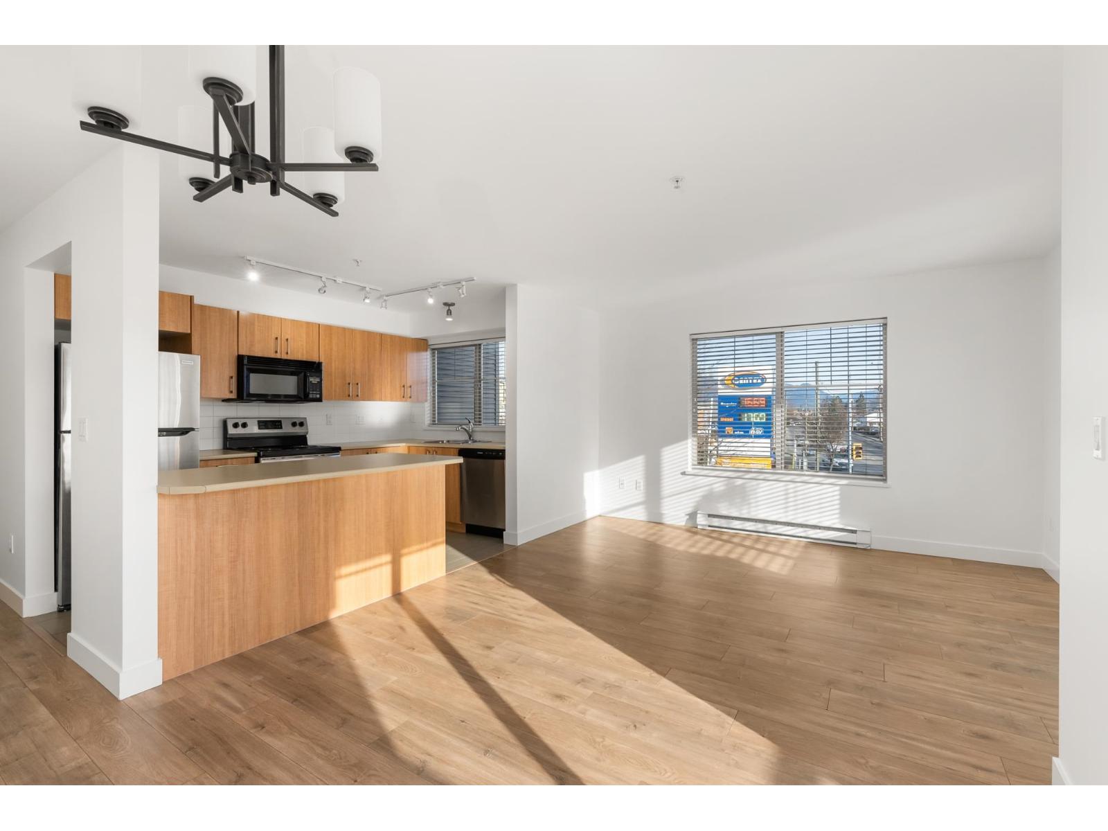 203 45561 YALE ROAD, Chilliwack Proper South, Chilliwack