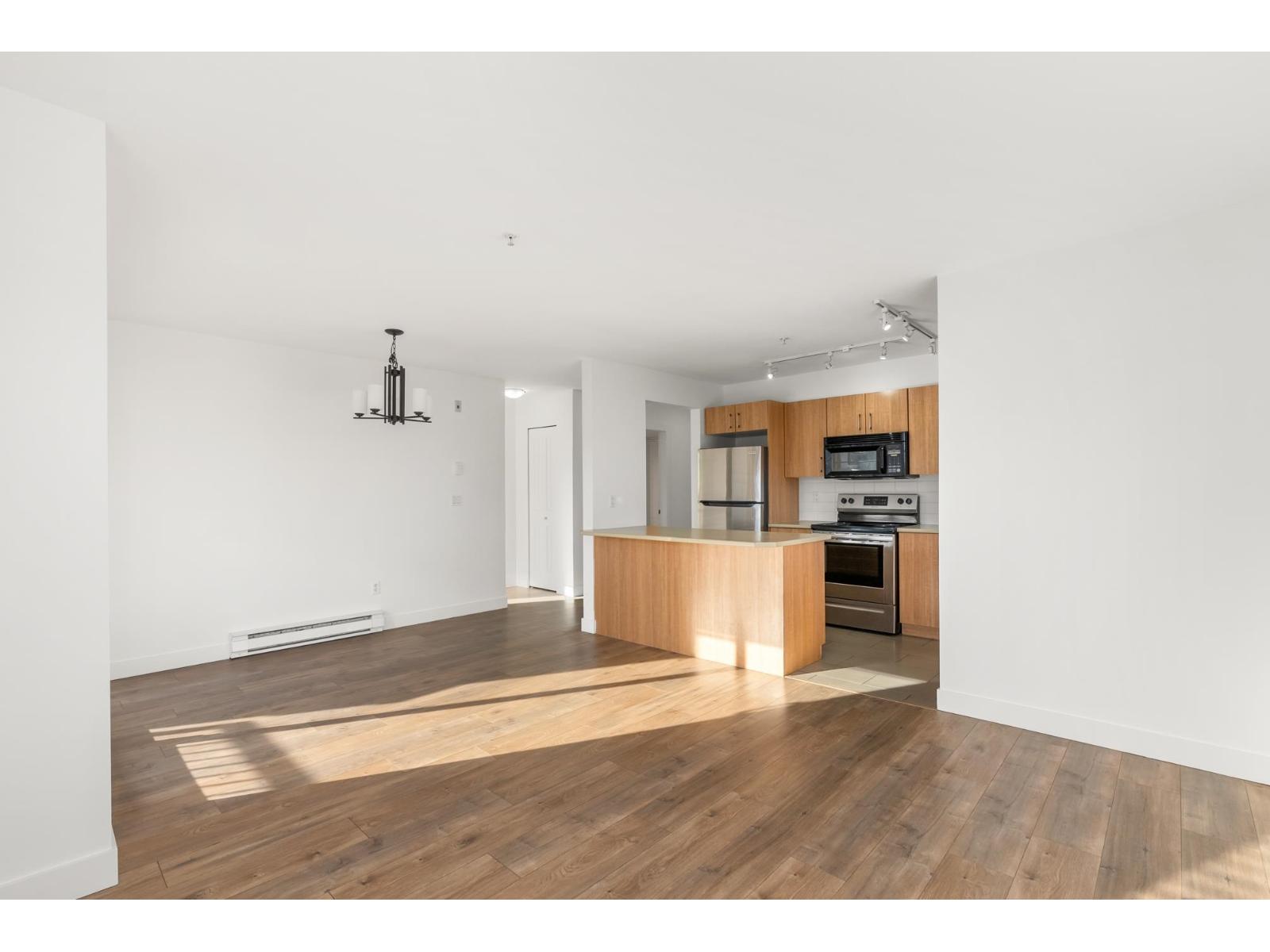 203 45561 YALE ROAD, Chilliwack Proper South, Chilliwack