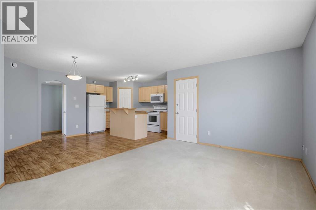 #48 33 Jennings Crescent - 3