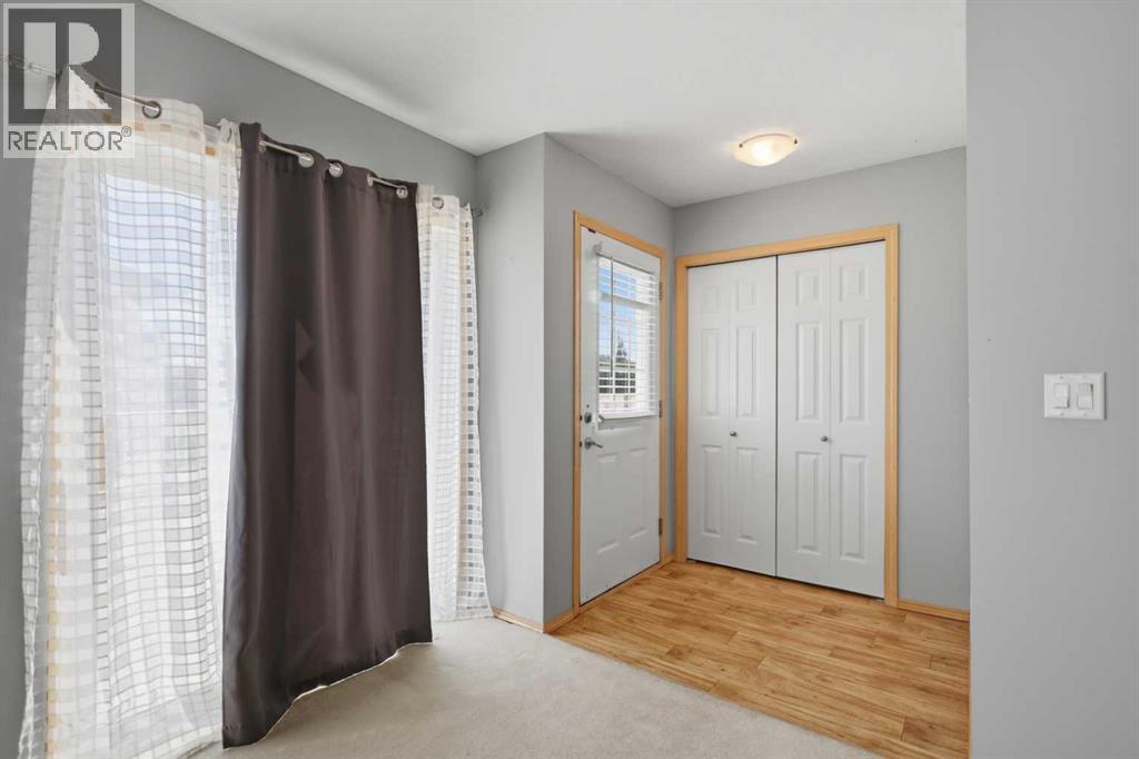 #48 33 Jennings Crescent - 2