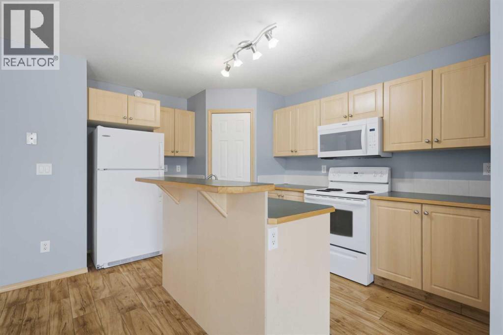 #48 33 Jennings Crescent - 9