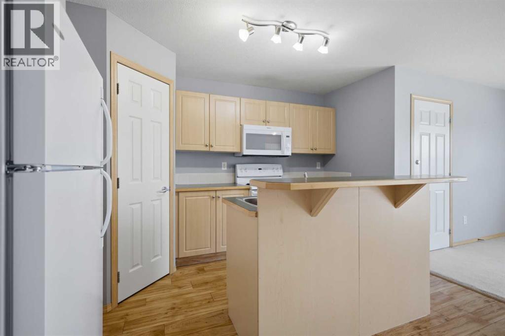 #48 33 Jennings Crescent - 10