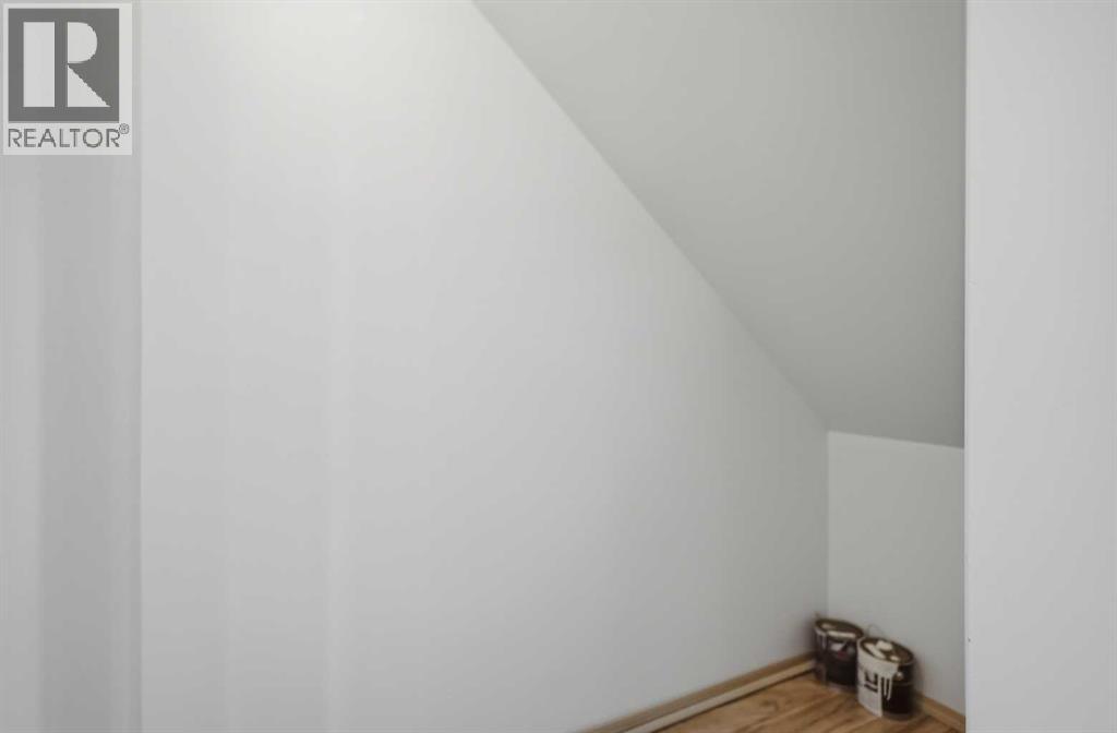 #48 33 Jennings Crescent - 19
