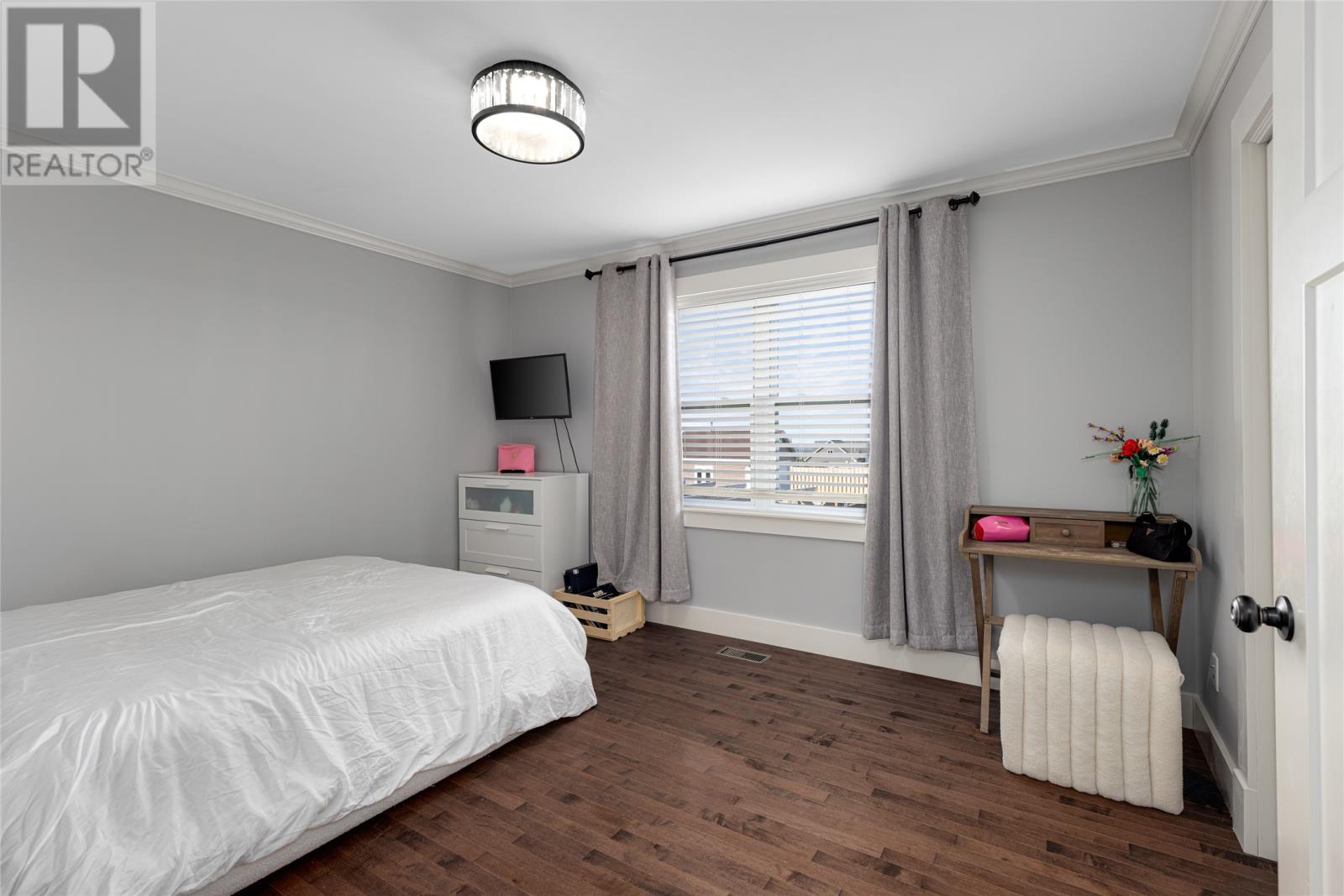 15 Flora Drive - 32