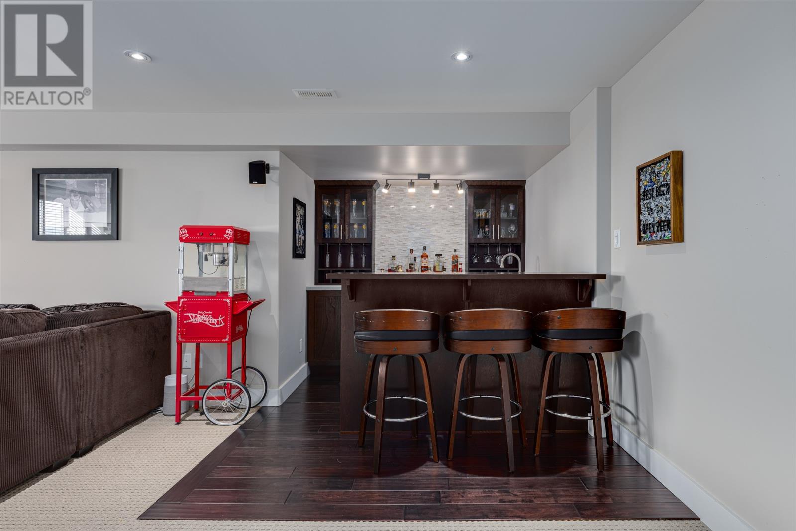 15 Flora Drive - 39