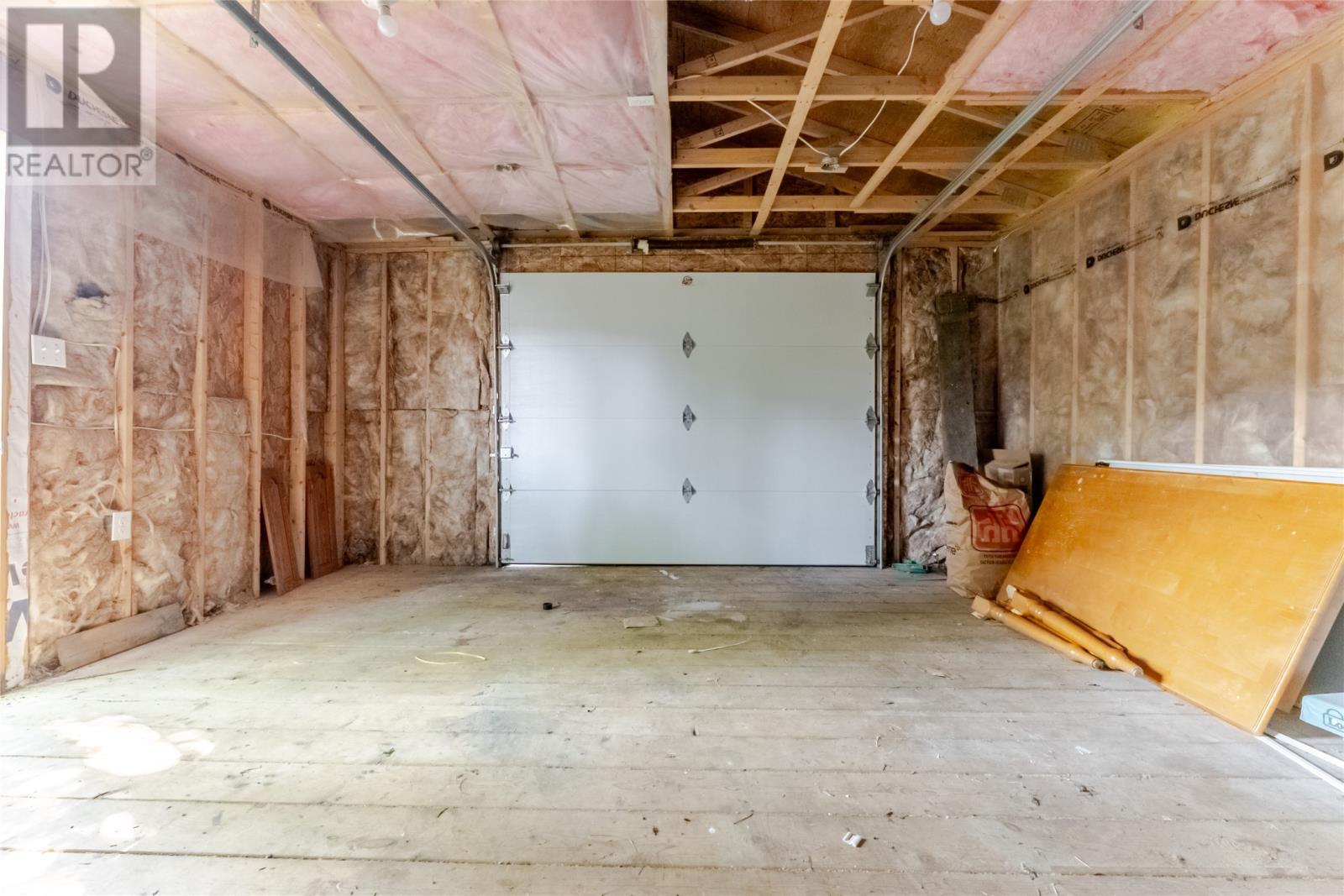 461 Empire Avenue - Image 34