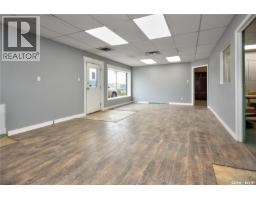 325 17th Street W, Prince Albert, SK S6V3X6 Photo 7